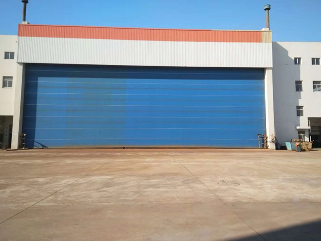 機(jī)庫柔性大門